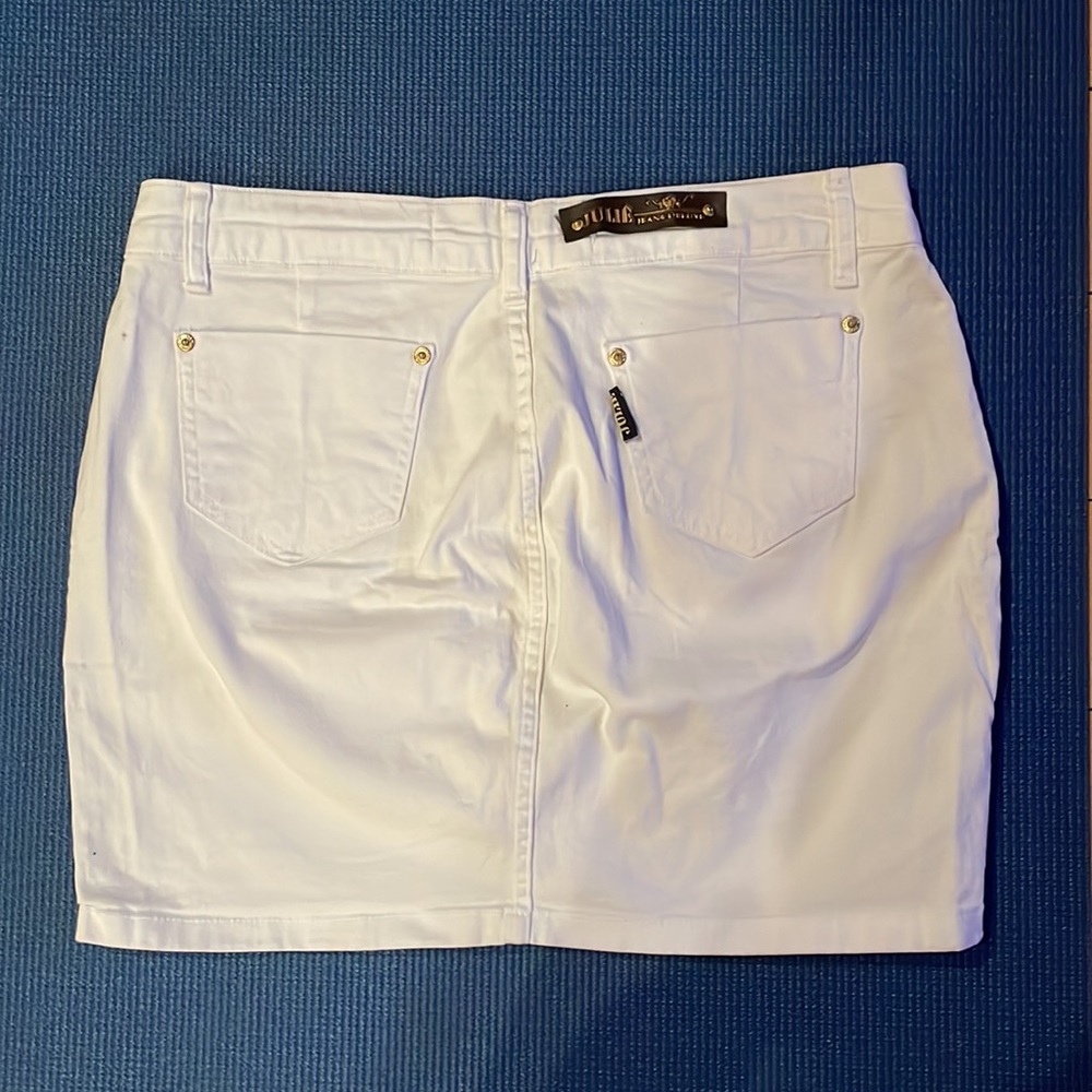 SKIRT - Picture 3 of 3